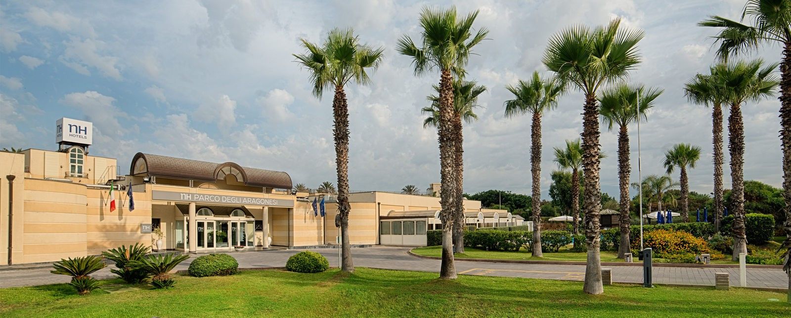 Hotel Nh Catania Parco Degli Aragonesi Exterior foto
